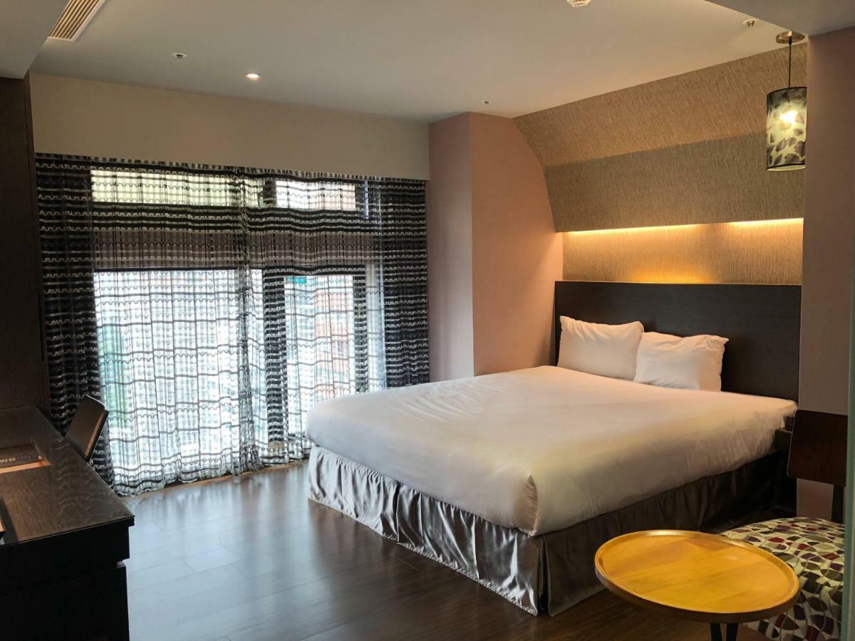 Fine Hotel Kaohsziung Kültér fotó